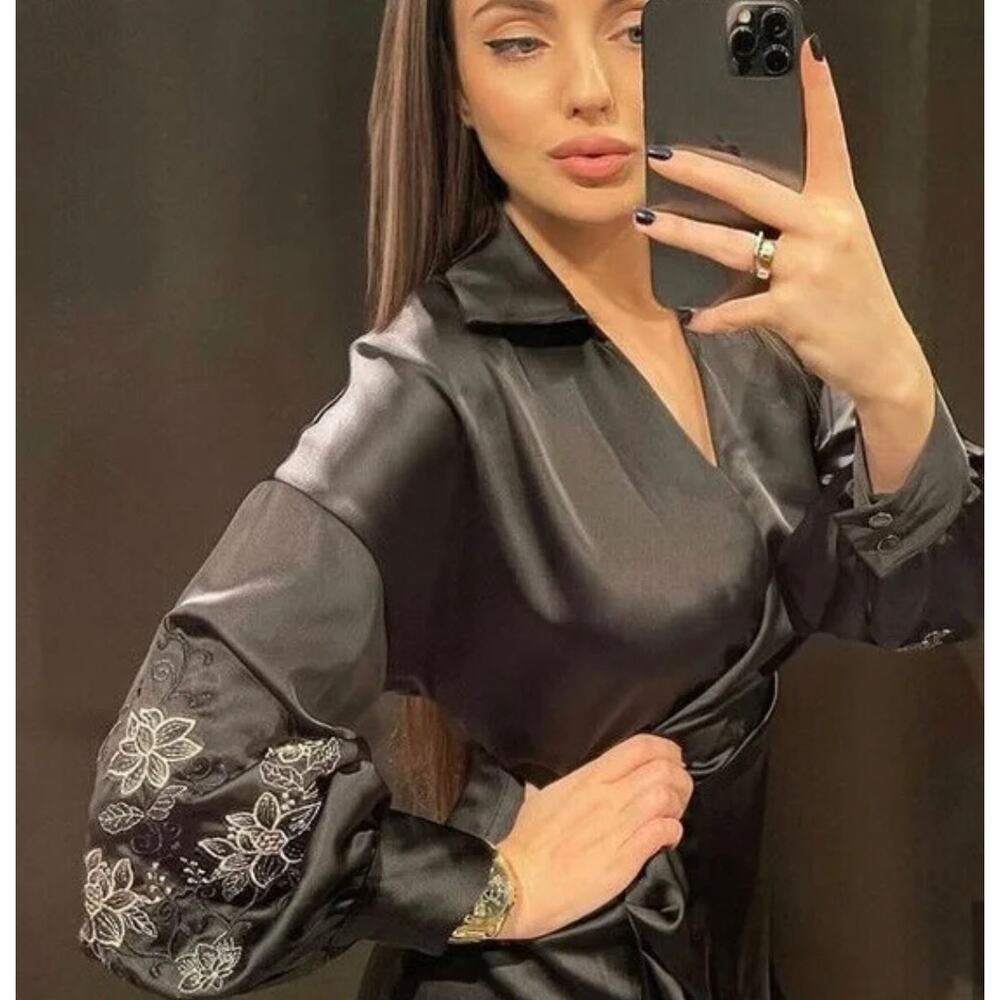 ZARA BLOGGER FAVORITE EMBROIDERED SATIN EFFECT DRESS